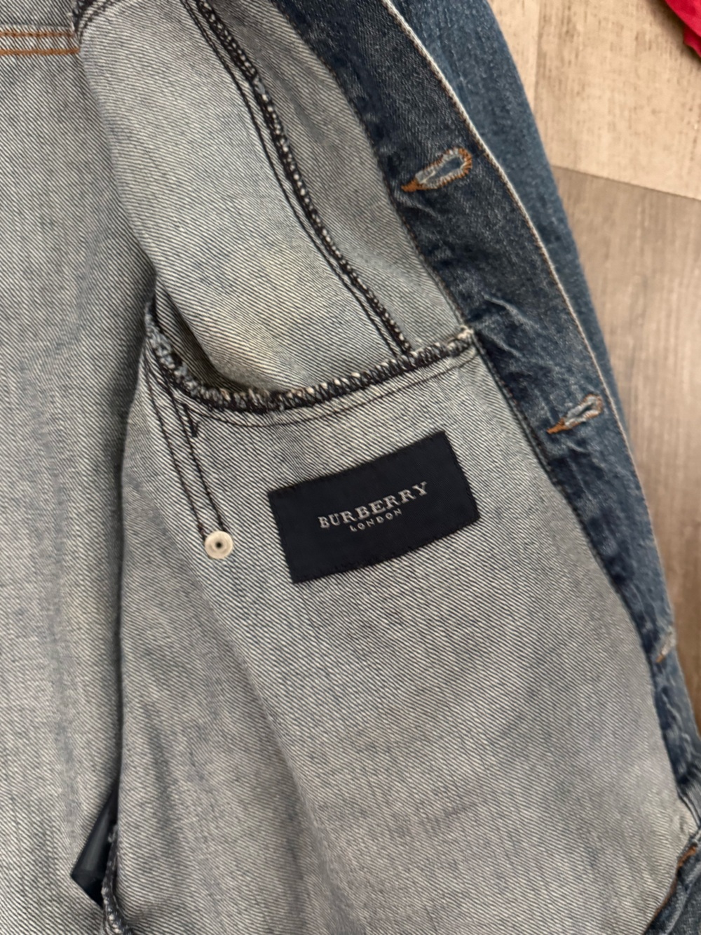 Burberry denim jacket - Picture 3 of 4